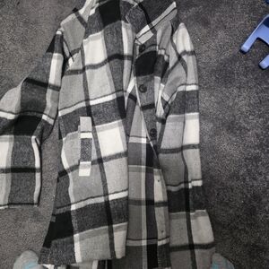 Shacket - Black and Gray